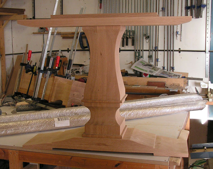 pedestal-leg-28-700px.jpg