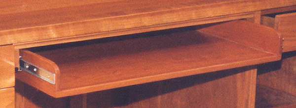 gails-desk