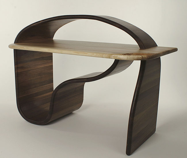 D-Guest-desk-1-650px.jpg